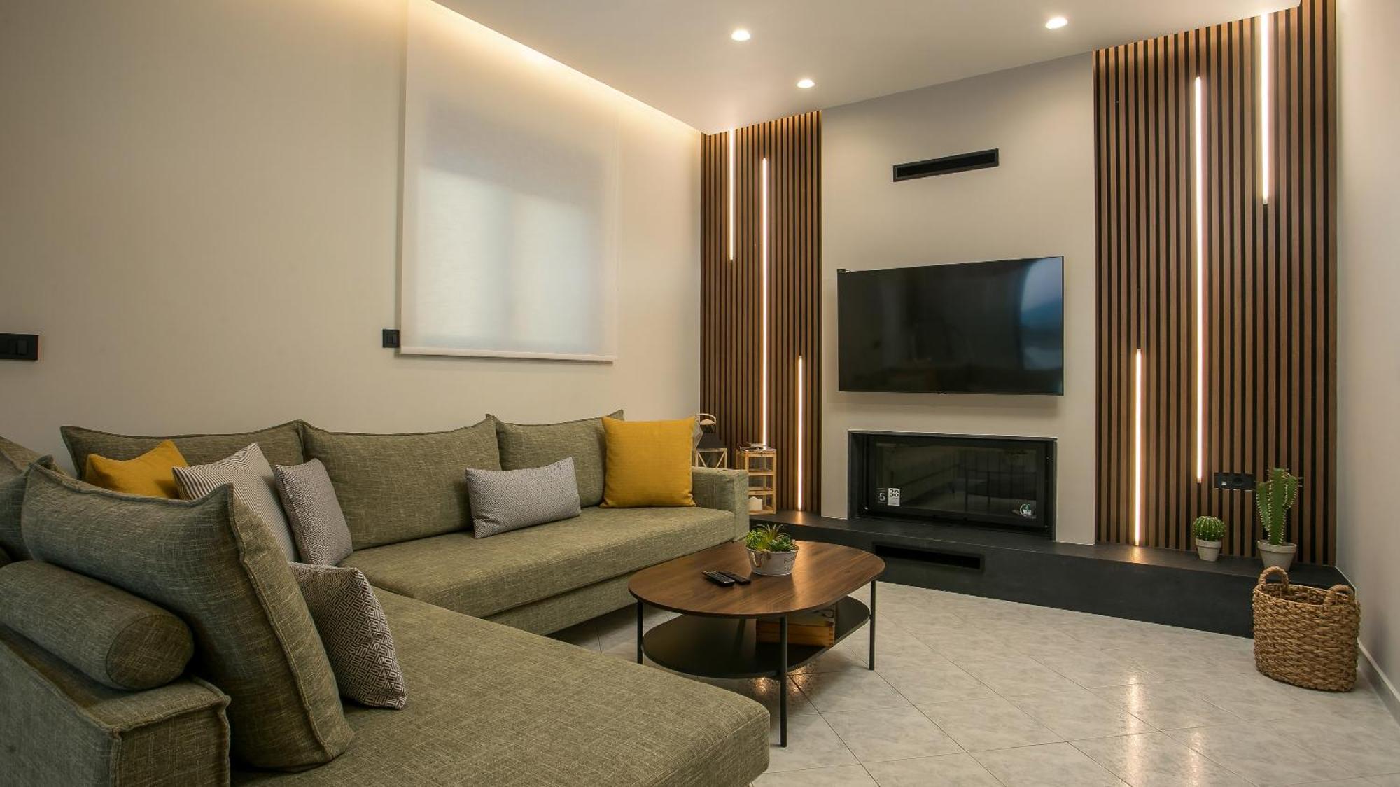 Grand Aqua Luxury By Mintzi Villa