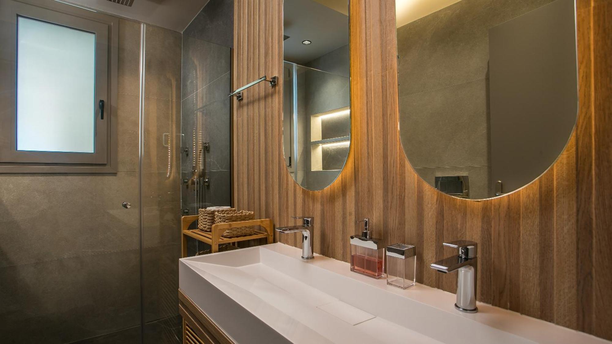 Villa Grand Aqua Luxury By Mintzi